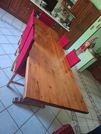 Tavolo in Legno Massello con Sedie