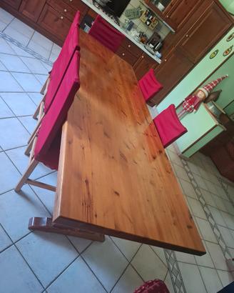 Tavolo in Legno Massello con Sedie