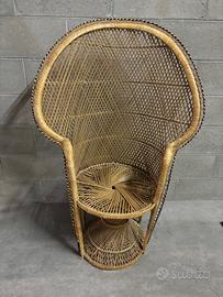 Sedia trono vintage“Peacock”in  rattan intrecciata
