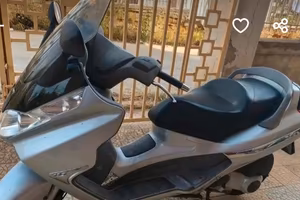 Piaggio x8 125