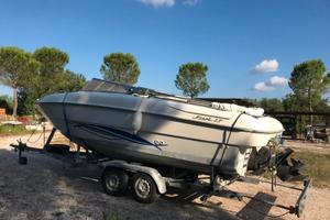 BARCA A MOTORE FIART 23- completa di carrello