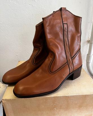 Stivaletti vintage anni 70 di pelle e cuoio .n41