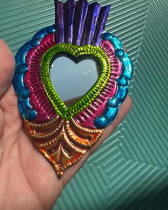 Cuore sacro ex voto artigianato Messico specchio
