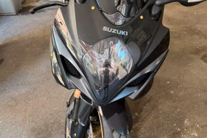Suzuki GSX-R 1000 k7 nessun lavoro da fare