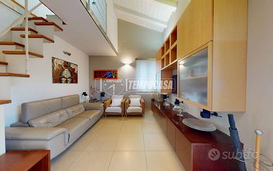 APPARTAMENTO DI PREGIO SU DUE LIVELLI !!