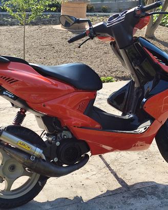 scooter Yamaha Aerox 100