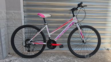 Bicicletta 26" MBM District con cambio Shimano