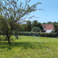 Casa tra il verde e il mare