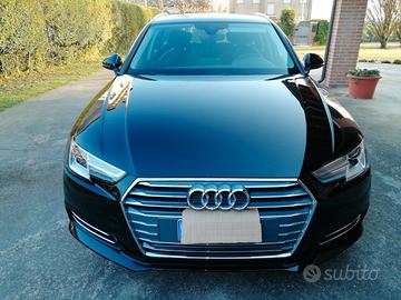 AUDI A4 5ª serie - 2016