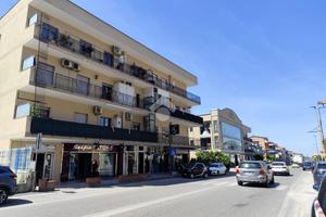 3 LOCALI A SANTA MARIA A VICO