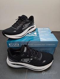 SKECHERS MAX CUSHIONING PROPULSION - Taglia EUR 43
