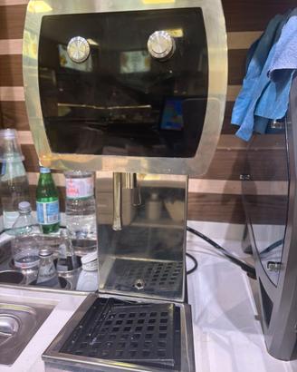 Montalatte Automatico Professionale La Marzocco