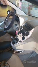 macchina ford ka 2011