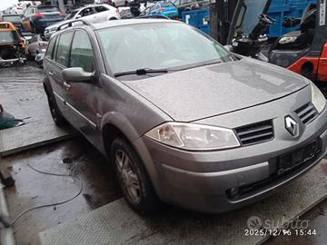 RENAULT MEGANE 1.9 TD 2004 F9QB8  PER RICAMBI