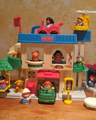 garage multi funzionale Fisher Price 
