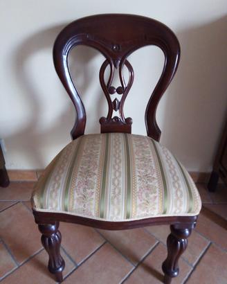 Coppia di sedie 