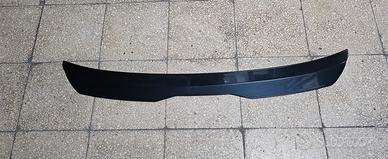 Spoiler post. Mercedes A-180