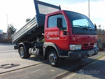 NISSAN Cabstar 35.12 3.0 TDI RIBALTABILE IN FERRO
