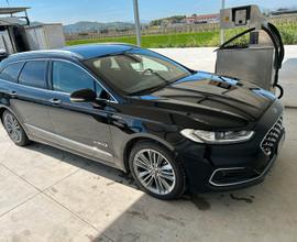 Ford Mondeo vignale hybrid