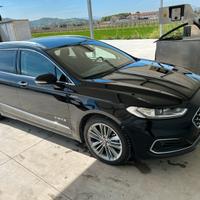 Ford Mondeo vignale hybrid