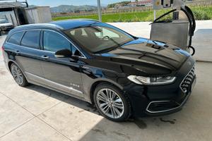 Ford Mondeo vignale hybrid