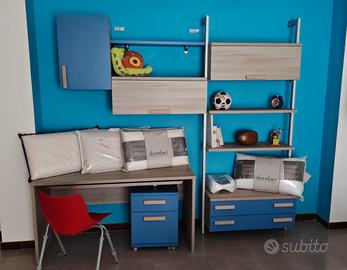 Parete studio attrezzata 