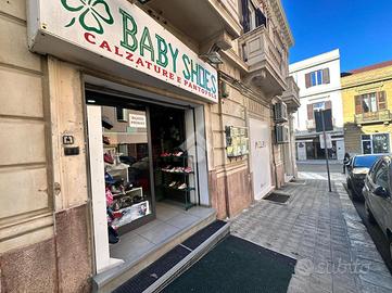 NEGOZIO A REGGIO DI CALABRIA