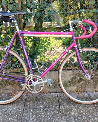 Bicicletta da corsa Basso anni ottanta. 