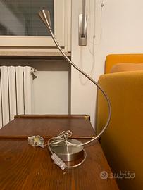 Lampada da tavolo Tivet