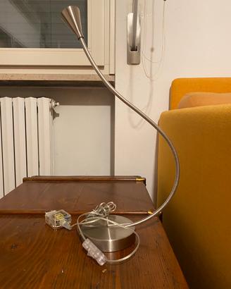 Lampada da tavolo Tivet