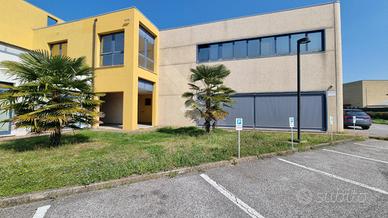 BOX A BAGNOLO SAN VITO