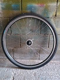 Ruota anteriore 28" con mozzo SHIMANO (NUOVO)