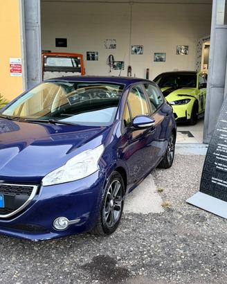 Peugeot 208 1.2 VTi 82 CV 5 porte Access