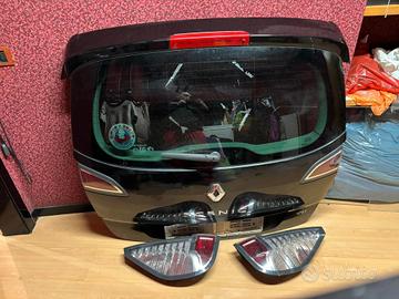 cofano fari navigatore motorino tergicristallo Ren