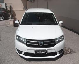 Dacia Sandero 1.2 75CV Lauréate - 2014