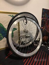 Coppia ruote bici 700 con contropedale