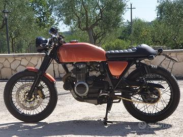 Honda cb 400 four cafe racer