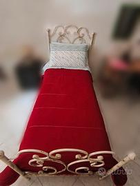 Letto singolo in ferro battuto