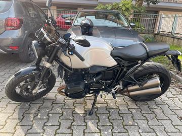BMW R-nine-T