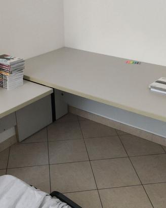Tavolo scrivania bianca modulare ufficio