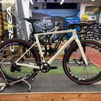 bici gravel MEGAMO SILK 02 tg L BEIGE ZIPP 303 54