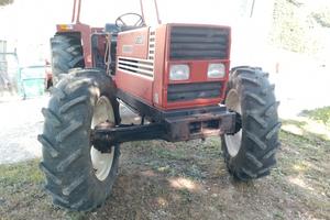 Trattore fiat 880 DT 12