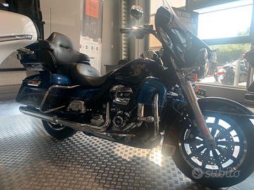 HARLEY DAVIDSON ELECTRA GLIDE ULTRA CLASSIC 