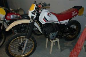 MOTO ENDURO