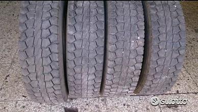 4 gomme usate 265 70 19.5 Michelin