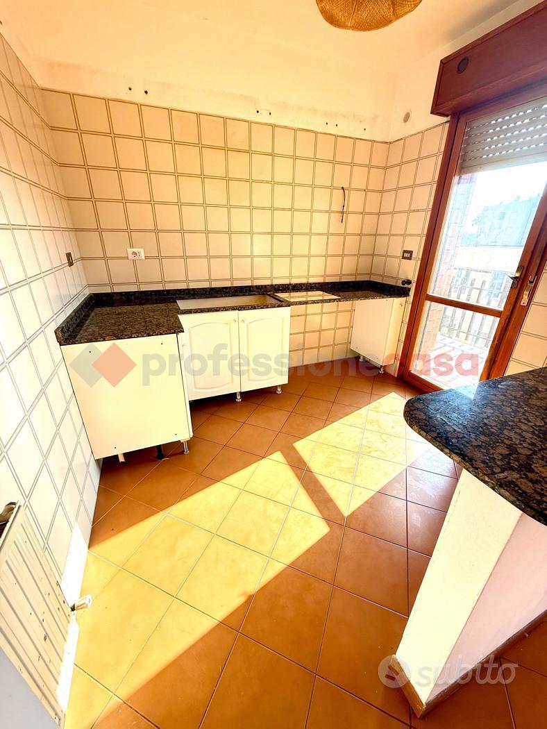 Apartment in Roma, Casal Palocco, Municipio Roma X - Altro