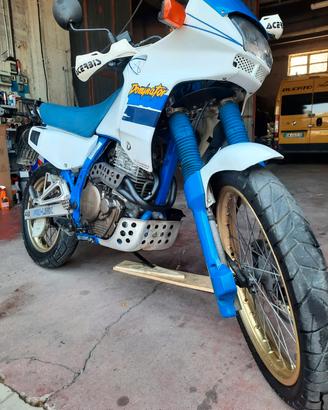 Honda nx 650 dominator 1991