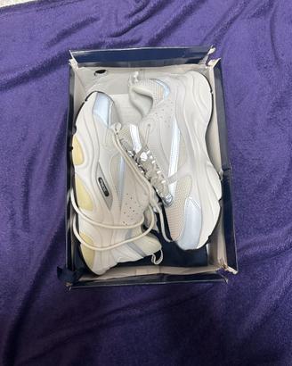 Dior b22 bianche e grigie