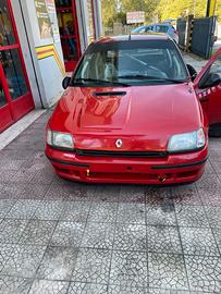 Clio 16v