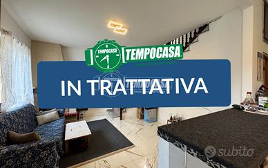 RIF. 482 - AMPIO QUADRILOCALE IN CENTRO PAESE SENZ